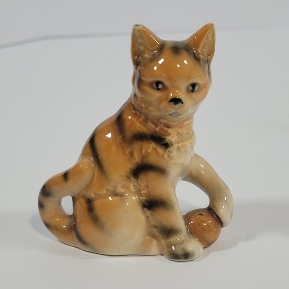 Vintage Orange Tabby Cat Salt and Pepper Shakers Set Japan Ceramic Kittens - Picture 9 of 10